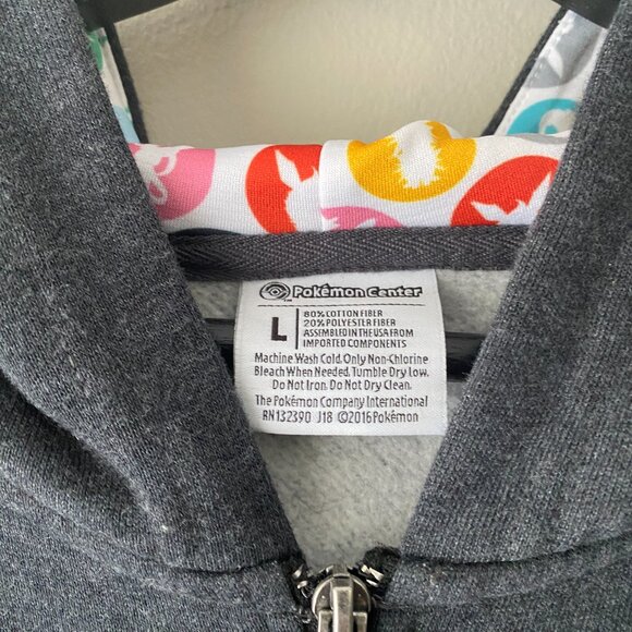 Pokémon Center 2016 Grey Multicolour Hood Eevee Evolutions Zip Up Hoodie - Picture 3 of 15